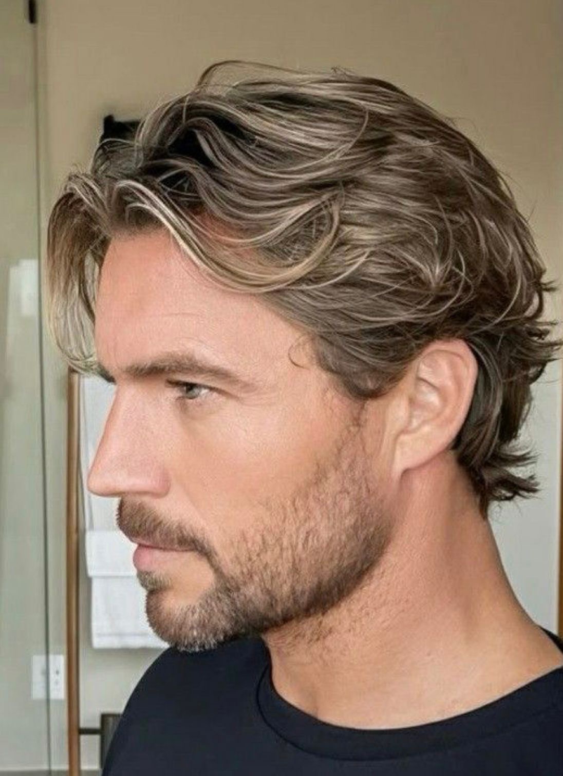 Mi-long balayage cendré