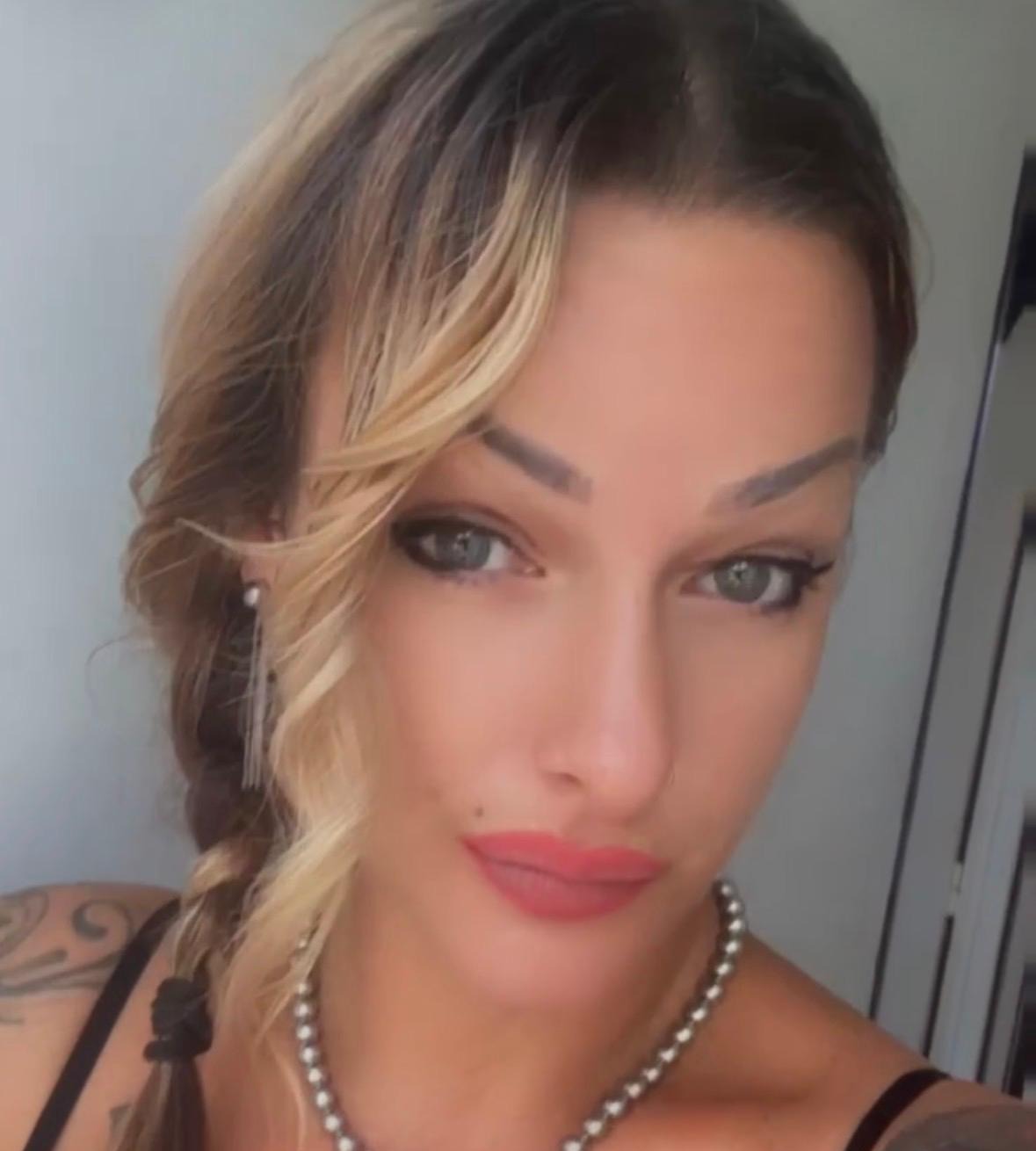 Laetitia — Sparadise